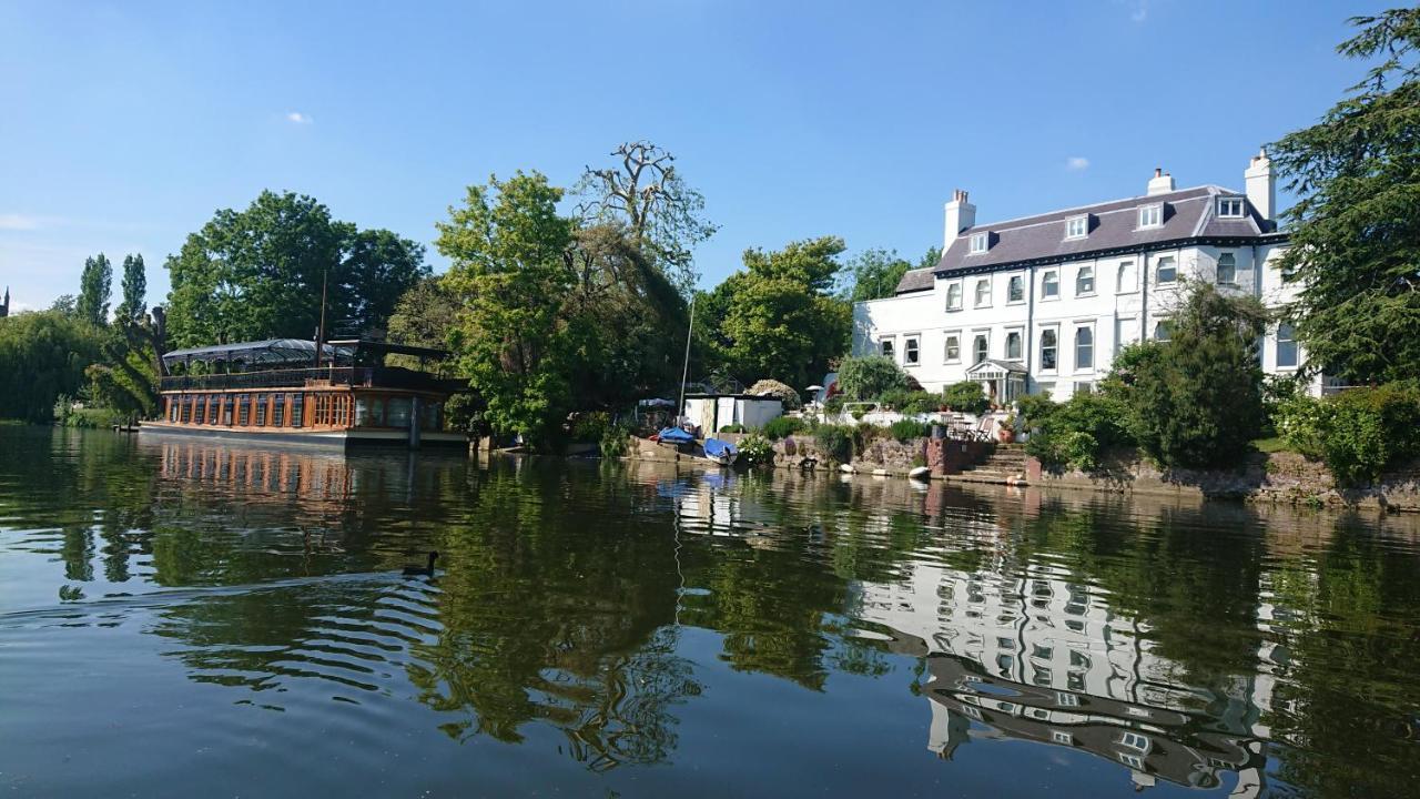 Tulana Taggs - Floating Home On Idyllic Island Hampton Hill Zewnętrze zdjęcie